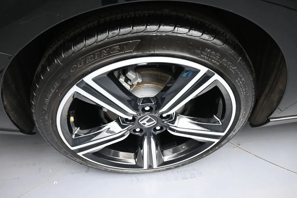 2025 Honda Accord Hybrid Sport - Photo 12
