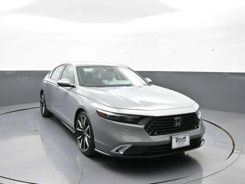 More photos of 2023 Honda Accord Hybrid Touring at Plaza Honda, NY
