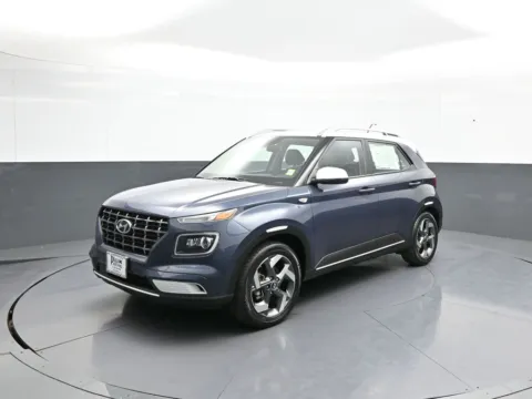 White 2024 Hyundai Venue Limited for sale in Brooklyn, NY