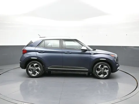 More photos of 2024 Hyundai Venue Limited at Plaza Honda, NY