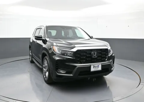 Another view of 2023 Honda Passport EX-L for sale in Brooklyn, NY at Plaza Honda