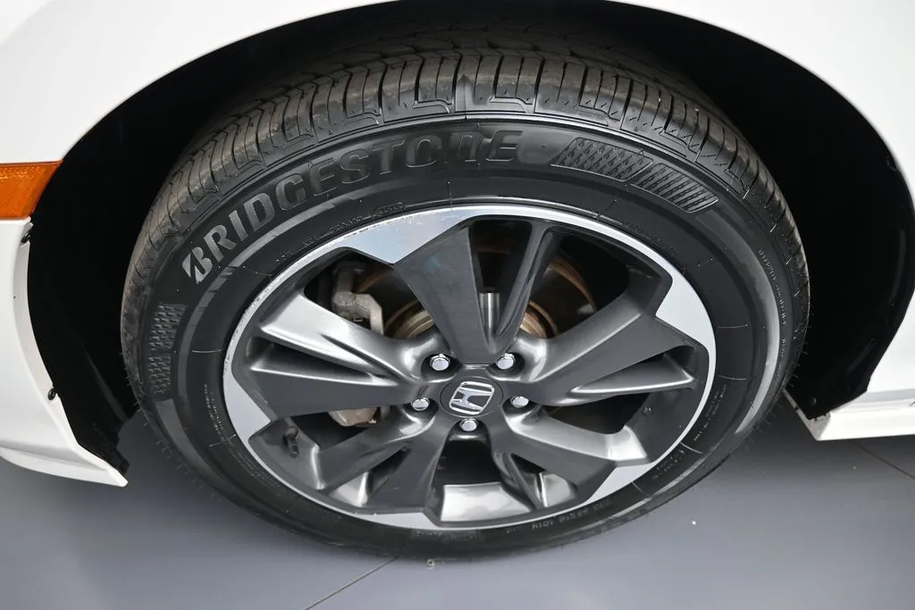 2024 Honda Odyssey Elite - Photo 14