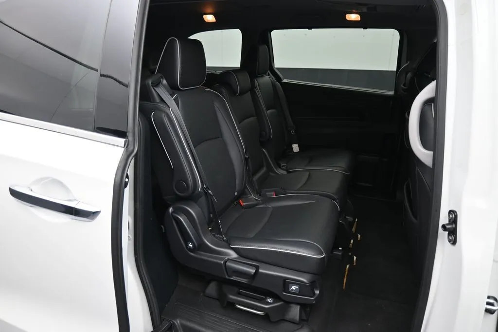 2024 Honda Odyssey Elite - Photo 28