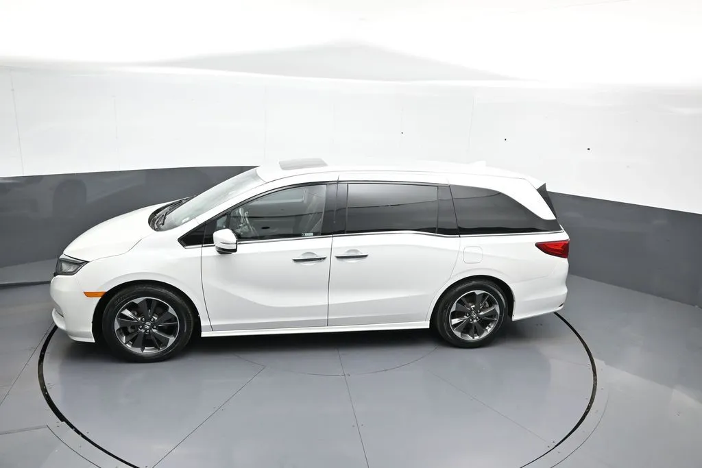 2024 Honda Odyssey Elite - Photo 45