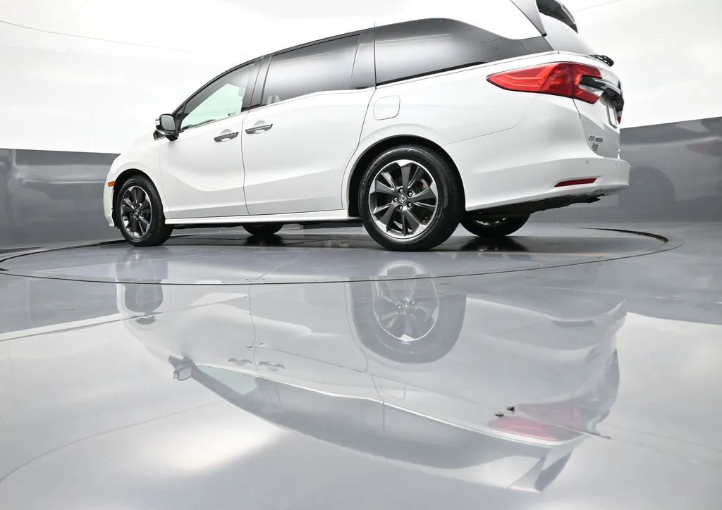 2024 Honda Odyssey Elite - Photo 36