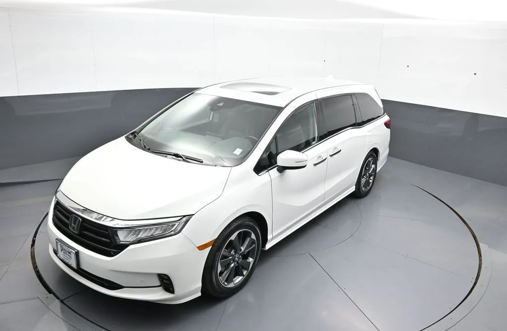 2024 Honda Odyssey Elite - Photo 38