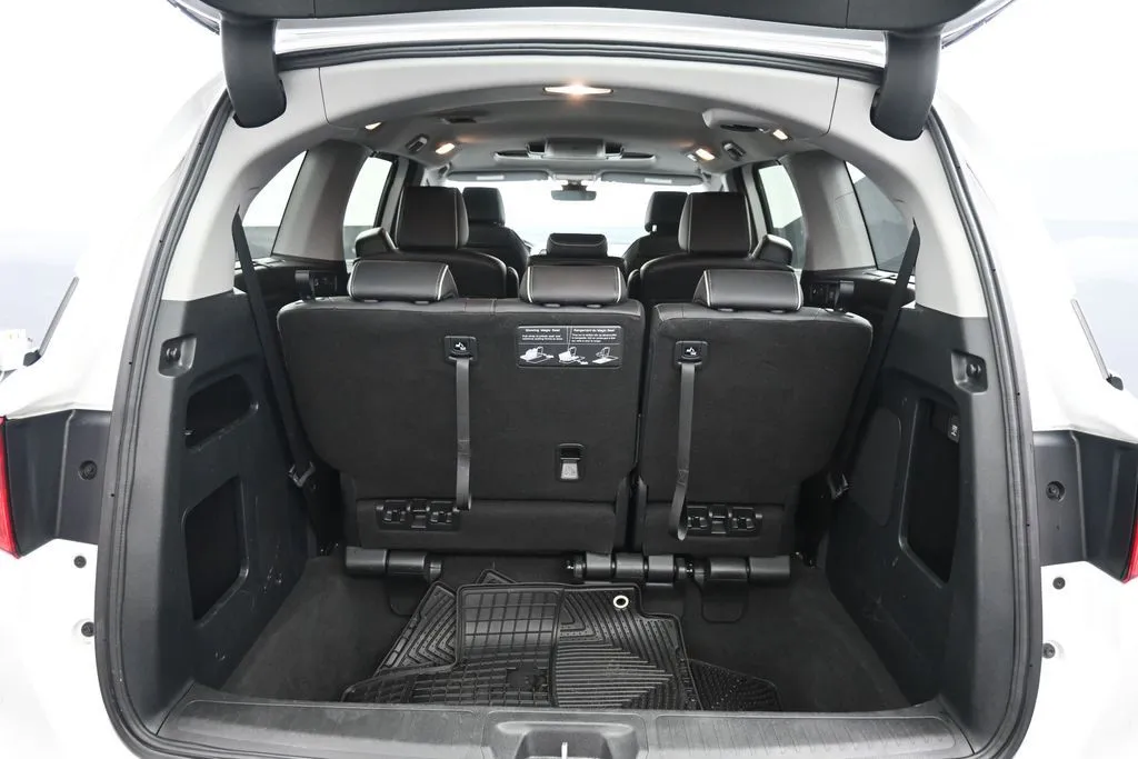 2024 Honda Odyssey Elite - Photo 25