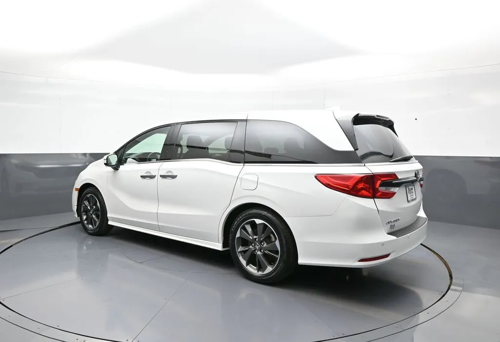 2024 Honda Odyssey Elite - Photo 8