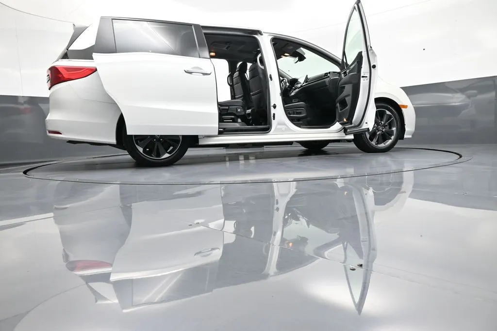 2024 Honda Odyssey Elite - Photo 52