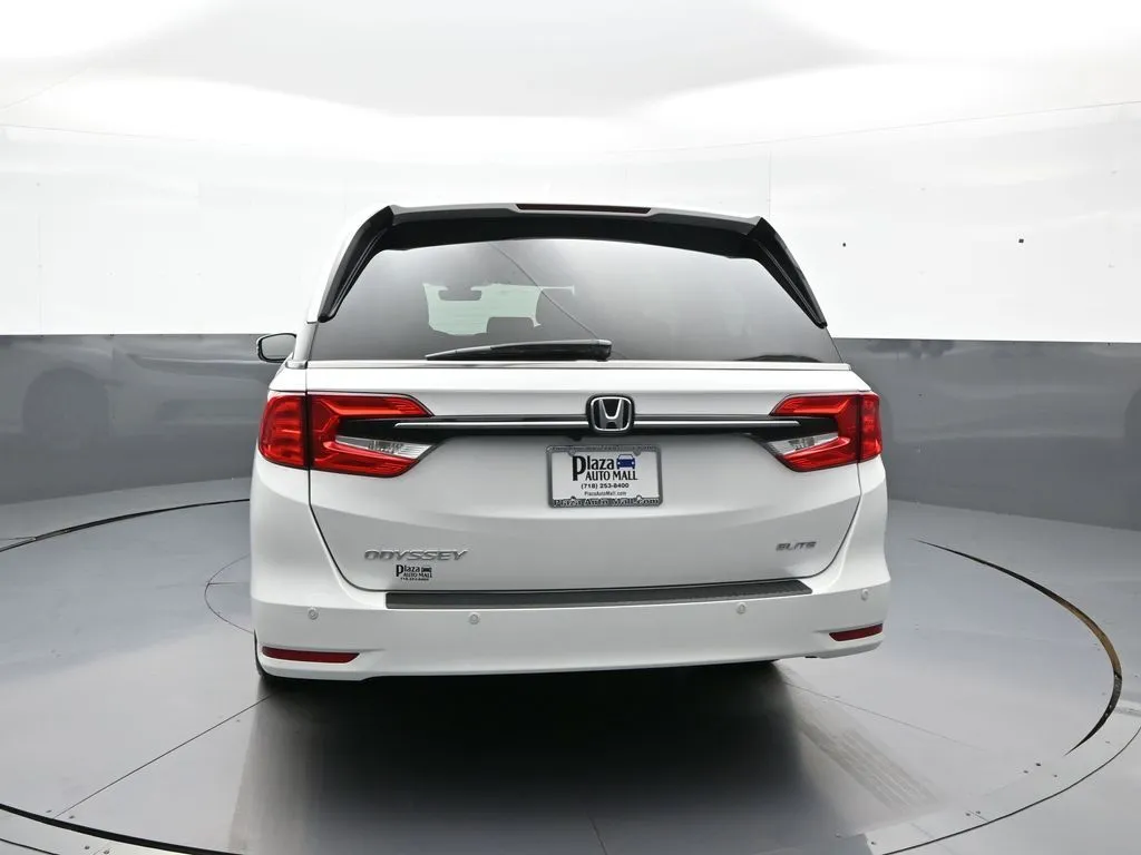 2024 Honda Odyssey Elite - Photo 7