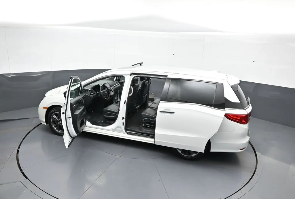 2024 Honda Odyssey Elite - Photo 48
