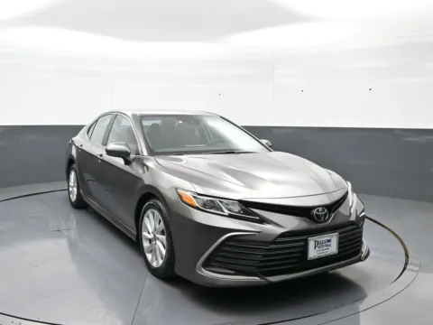 Another view of 2021 Toyota Camry LE for sale in Brooklyn, NY at Plaza Honda