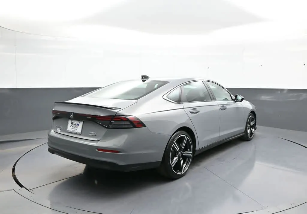 2024 Honda Accord Hybrid Sport - Photo 6