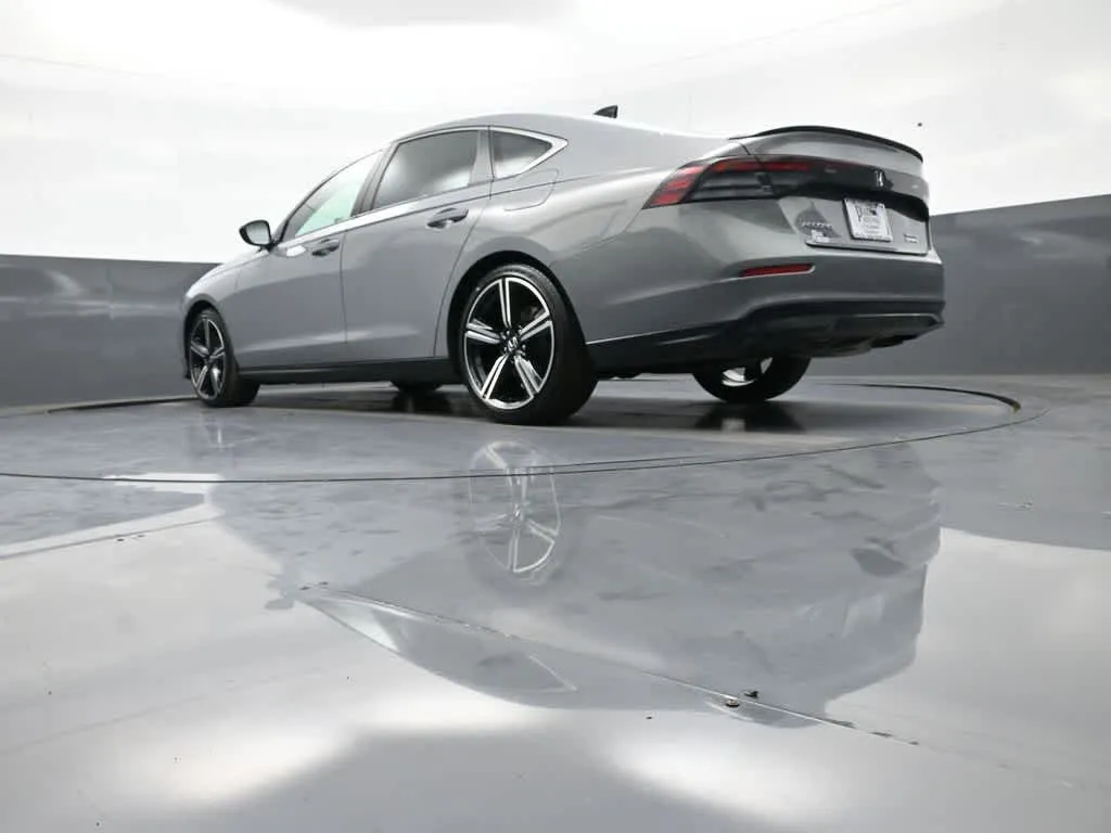 2024 Honda Accord Hybrid Sport - Photo 18