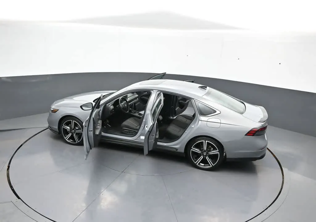 2024 Honda Accord Hybrid Sport - Photo 30