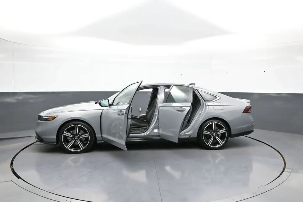 2024 Honda Accord Hybrid Sport - Photo 29