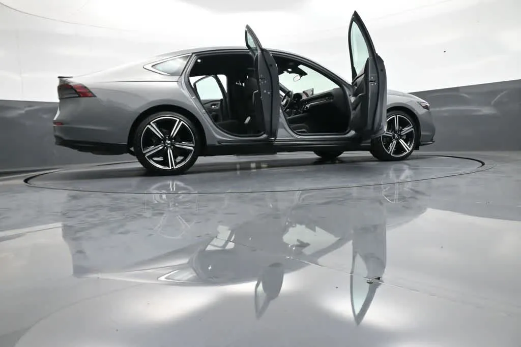 2024 Honda Accord Hybrid Sport - Photo 34