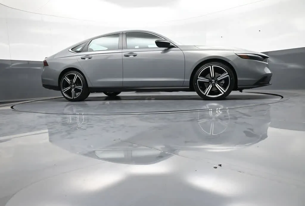 2024 Honda Accord Hybrid Sport - Photo 15