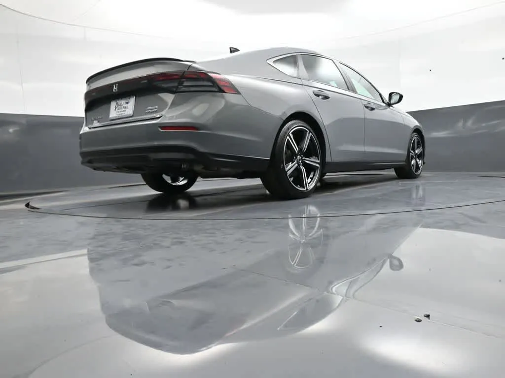2024 Honda Accord Hybrid Sport - Photo 16