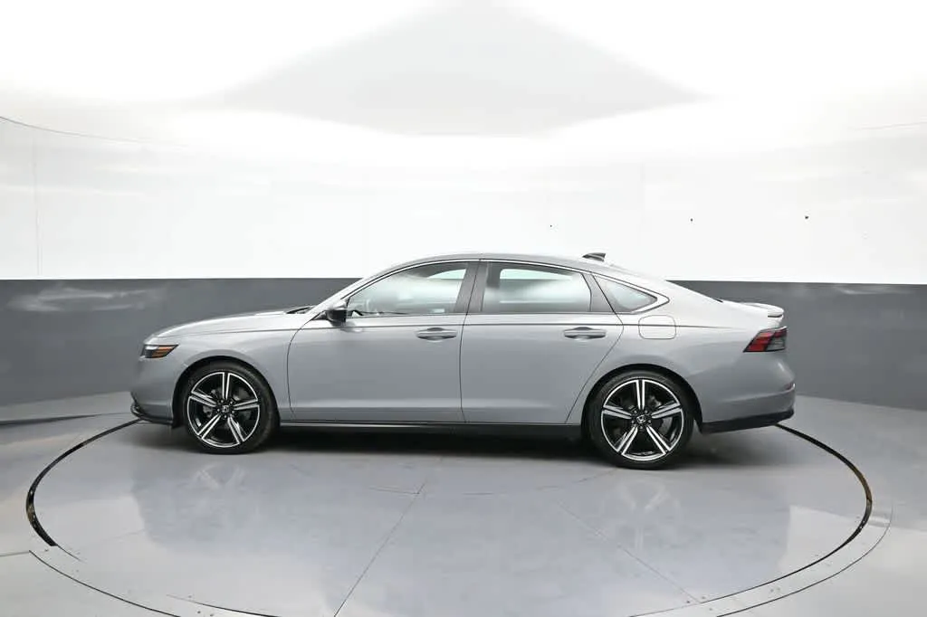 2024 Honda Accord Hybrid Sport - Photo 9