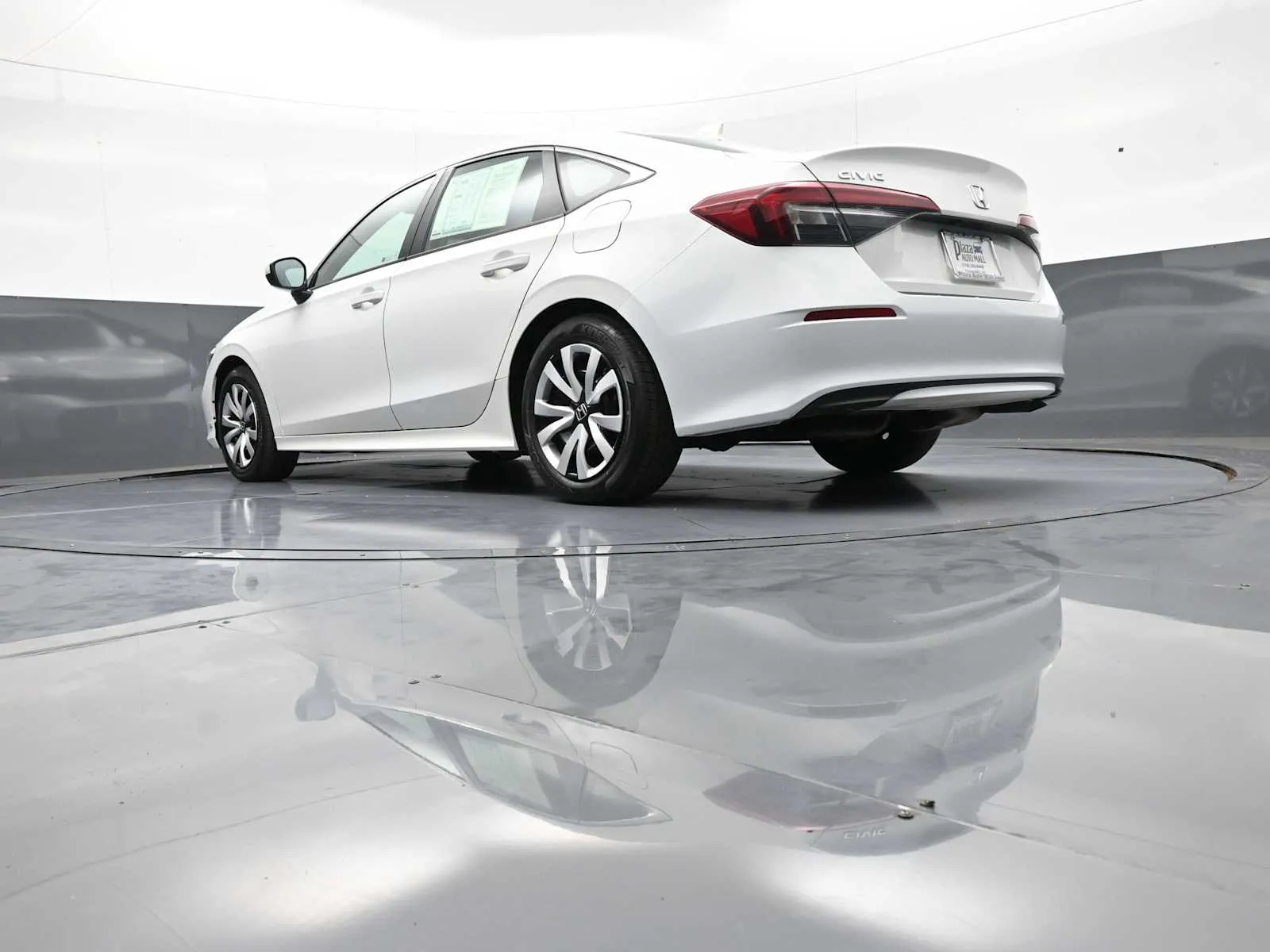 2025 Honda Civic LX - Photo 30