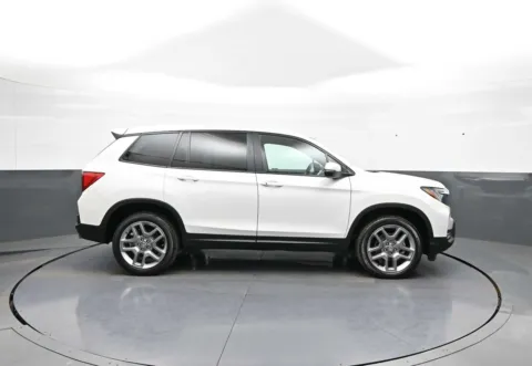 More photos of 2023 Honda Passport EX-L at Plaza Honda, NY