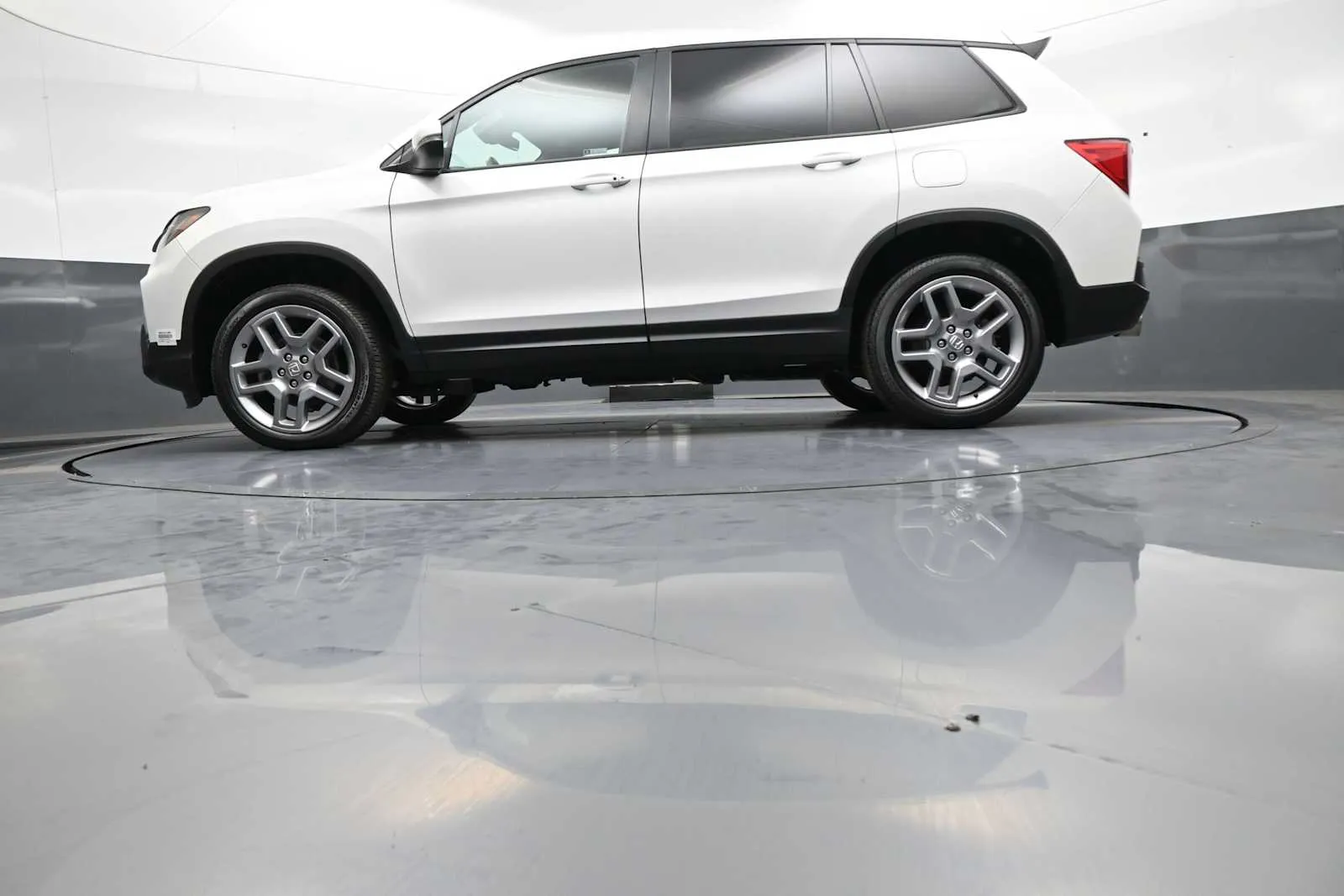 2023 Honda Passport EX-L - Photo 33