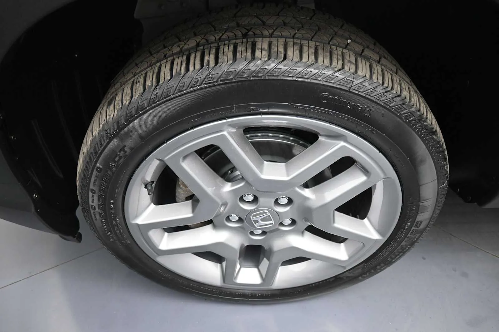 2023 Honda Passport EX-L - Photo 13