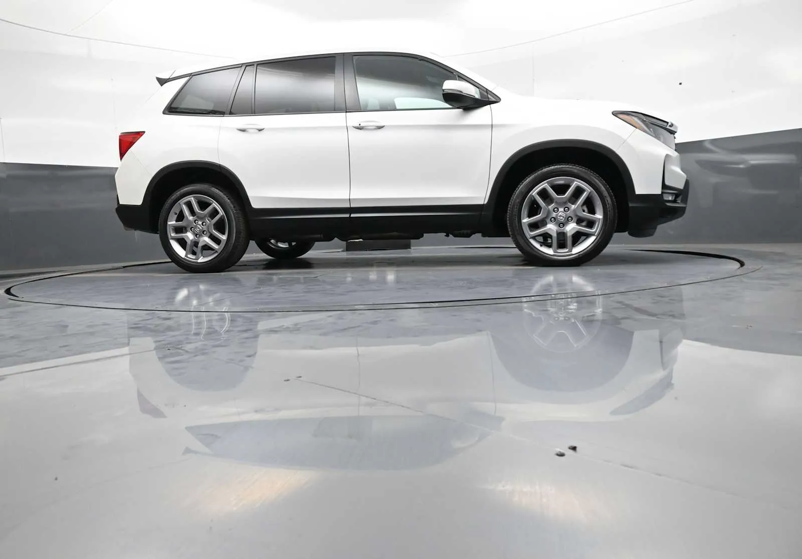 2023 Honda Passport EX-L - Photo 29