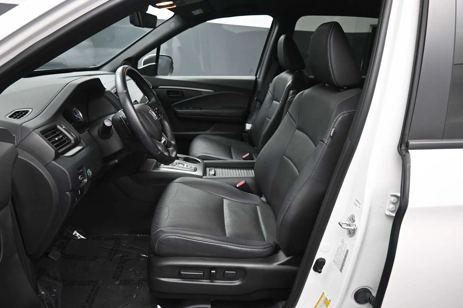 2023 Honda Passport EX-L - Photo 19