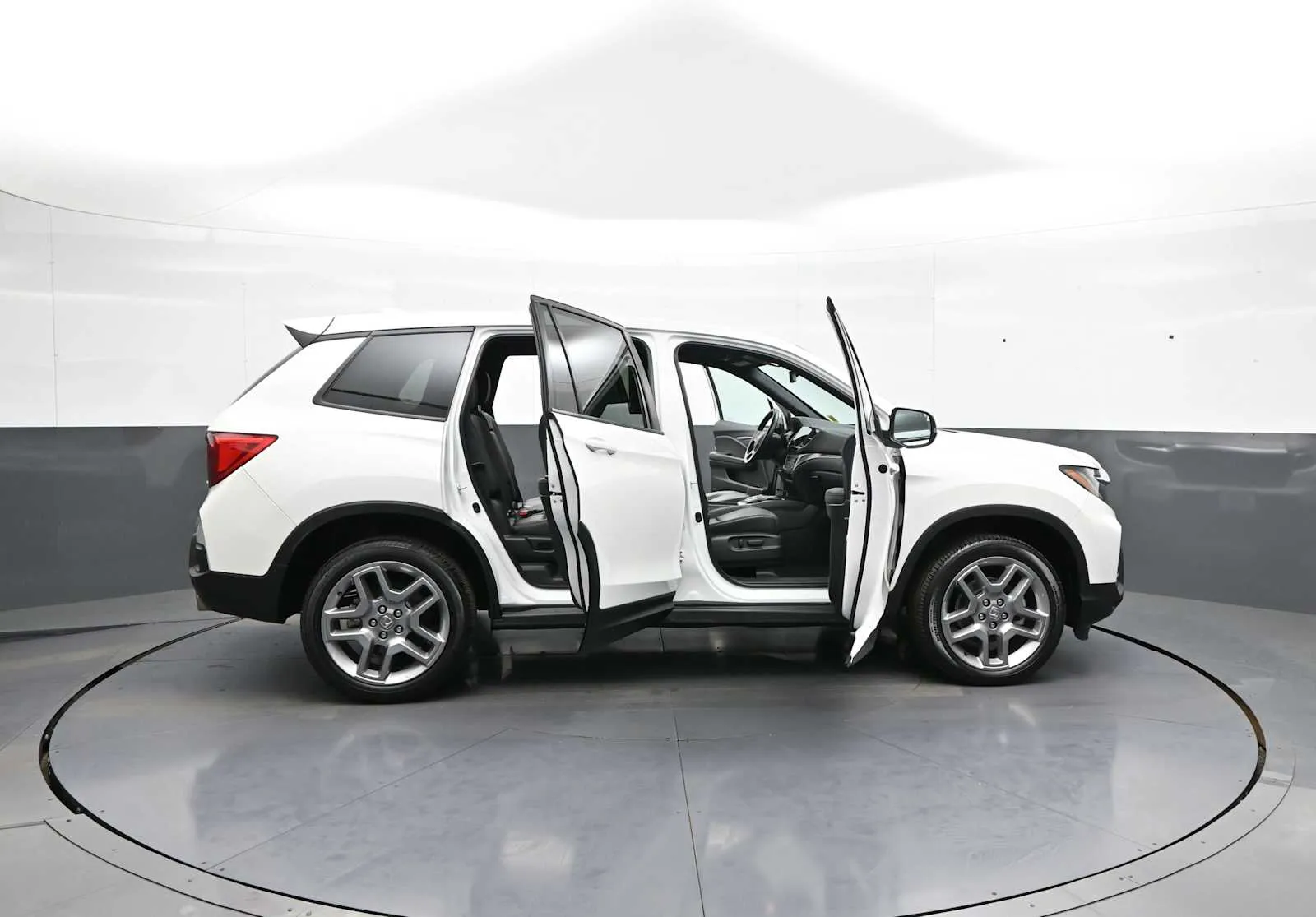 2023 Honda Passport EX-L - Photo 42