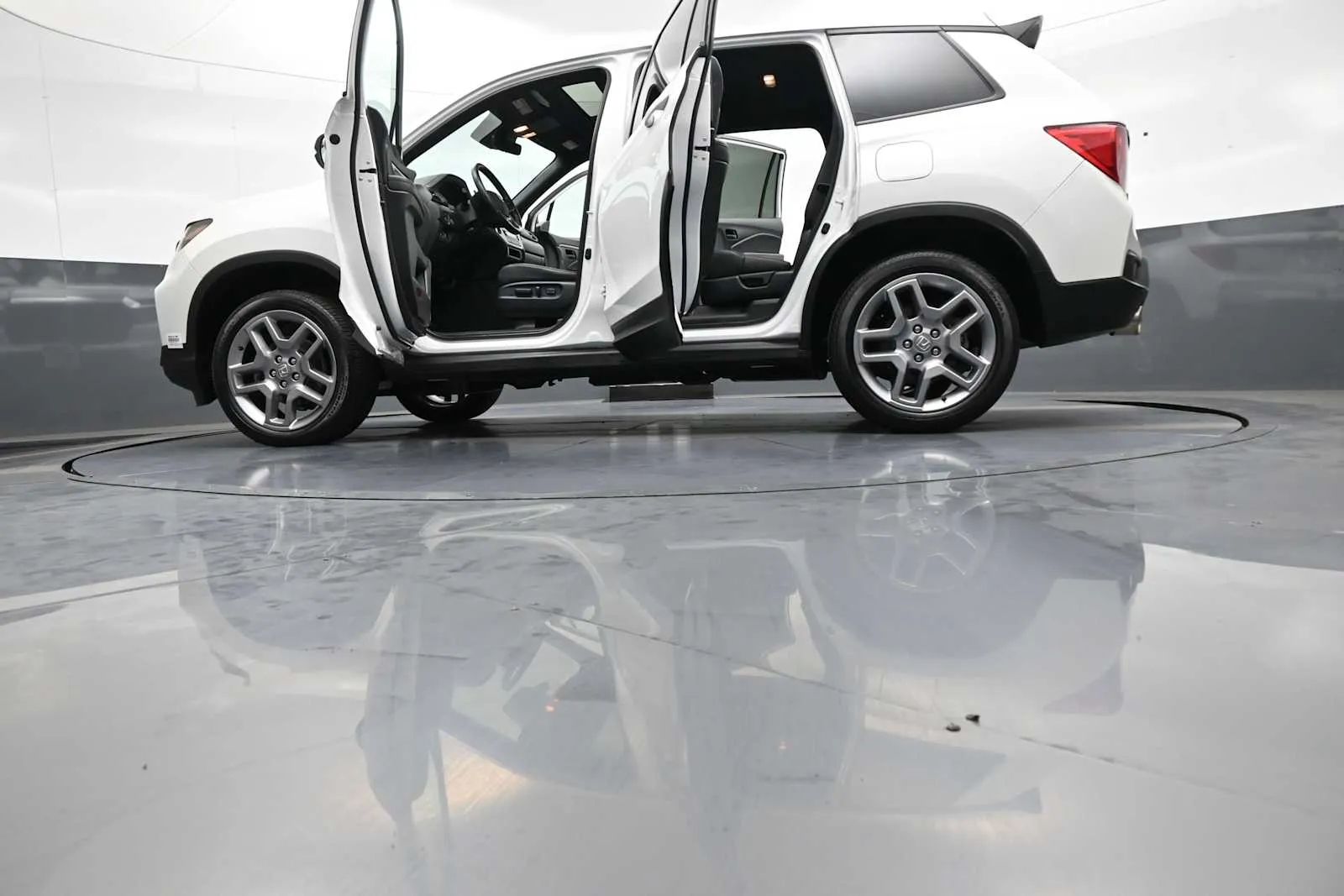 2023 Honda Passport EX-L - Photo 49