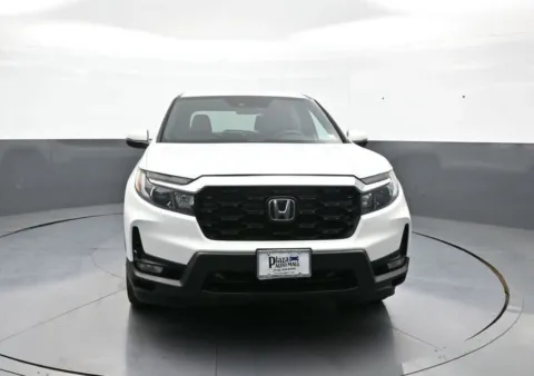 Photos of 2023 Honda Passport EX-L for sale in Brooklyn, NY at Plaza Honda