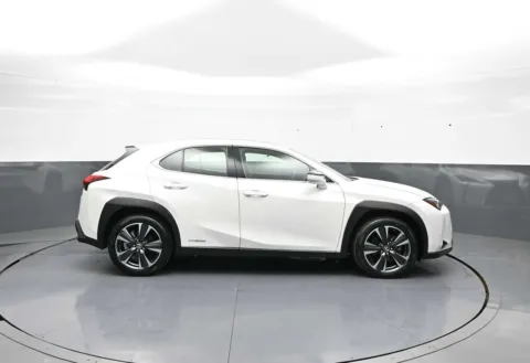 More photos of 2021 Lexus UX 250h at Plaza Honda, NY