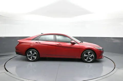 More photos of 2023 Hyundai Elantra SEL at Plaza Honda, NY