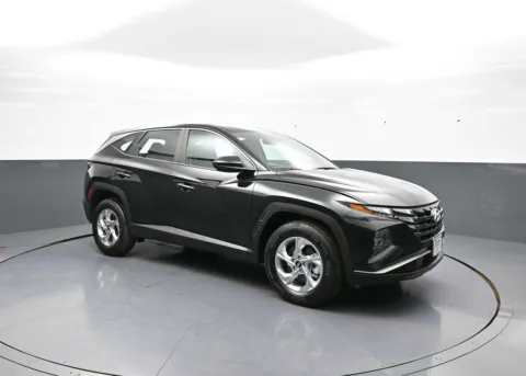 More photos of 2024 Hyundai Tucson SE at Plaza Honda, NY