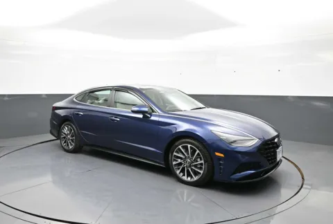 More photos of 2022 Hyundai Sonata Limited at Plaza Honda, NY
