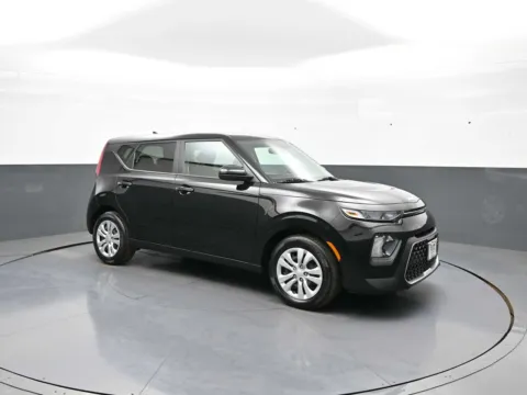 More photos of 2022 Kia Soul LX at Plaza Honda, NY