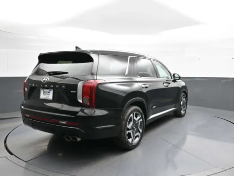 More photos of 2023 Hyundai Palisade SEL at Plaza Honda, NY