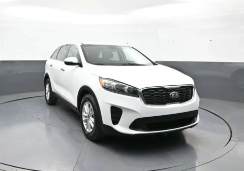 Another view of 2020 Kia Sorento LX V6 for sale in Brooklyn, NY at Plaza Honda