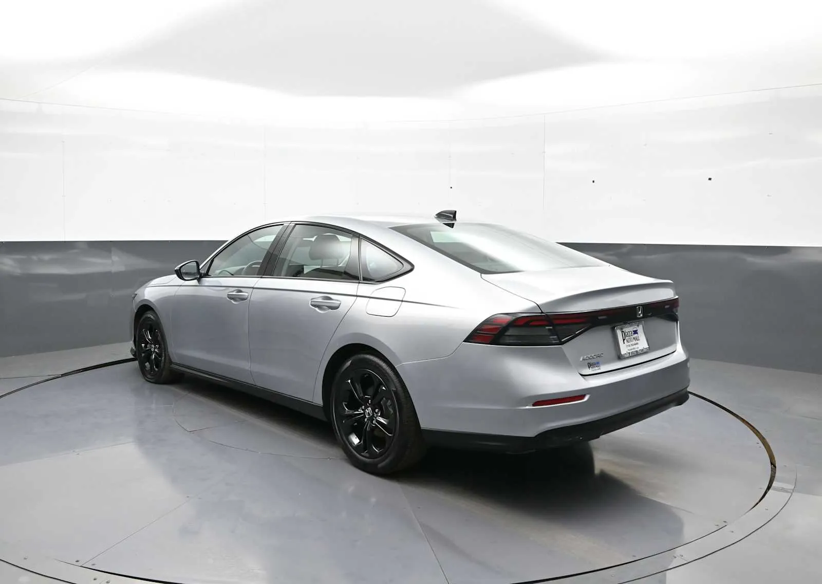 2025 Honda Accord SE - Photo 9