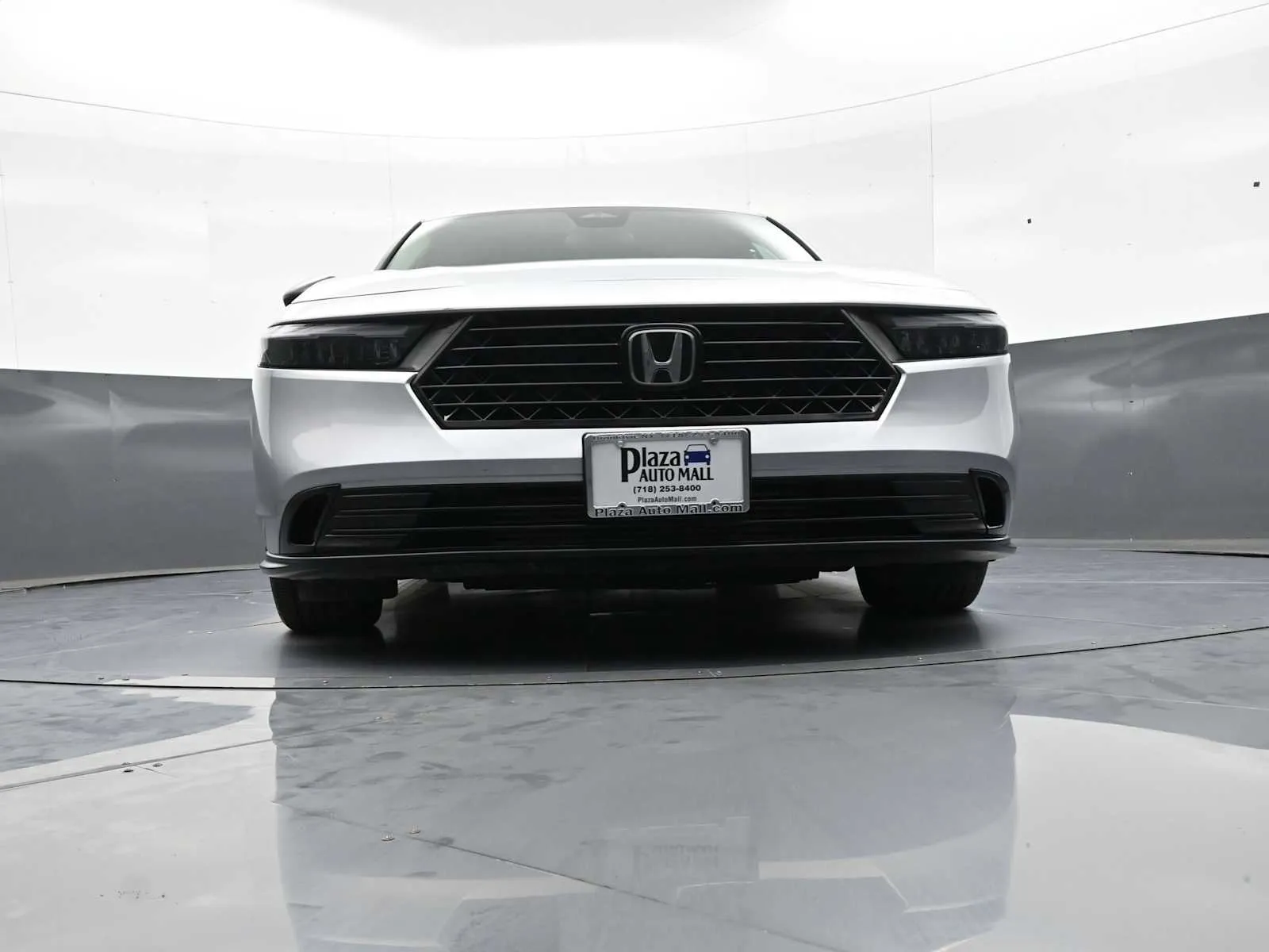 2025 Honda Accord SE - Photo 32