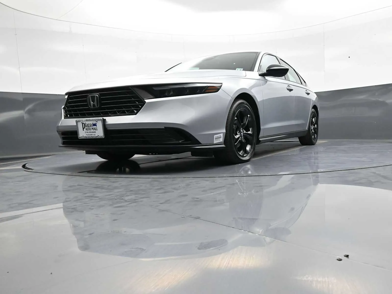 2025 Honda Accord SE - Photo 31