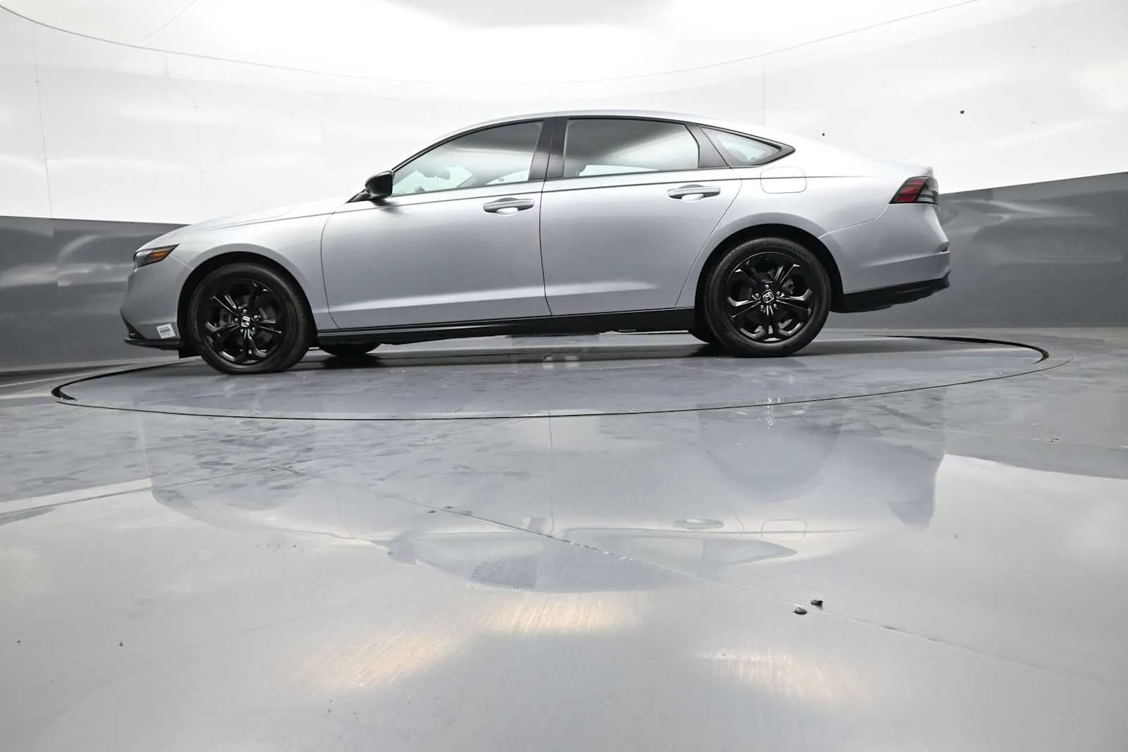2025 Honda Accord SE - Photo 42