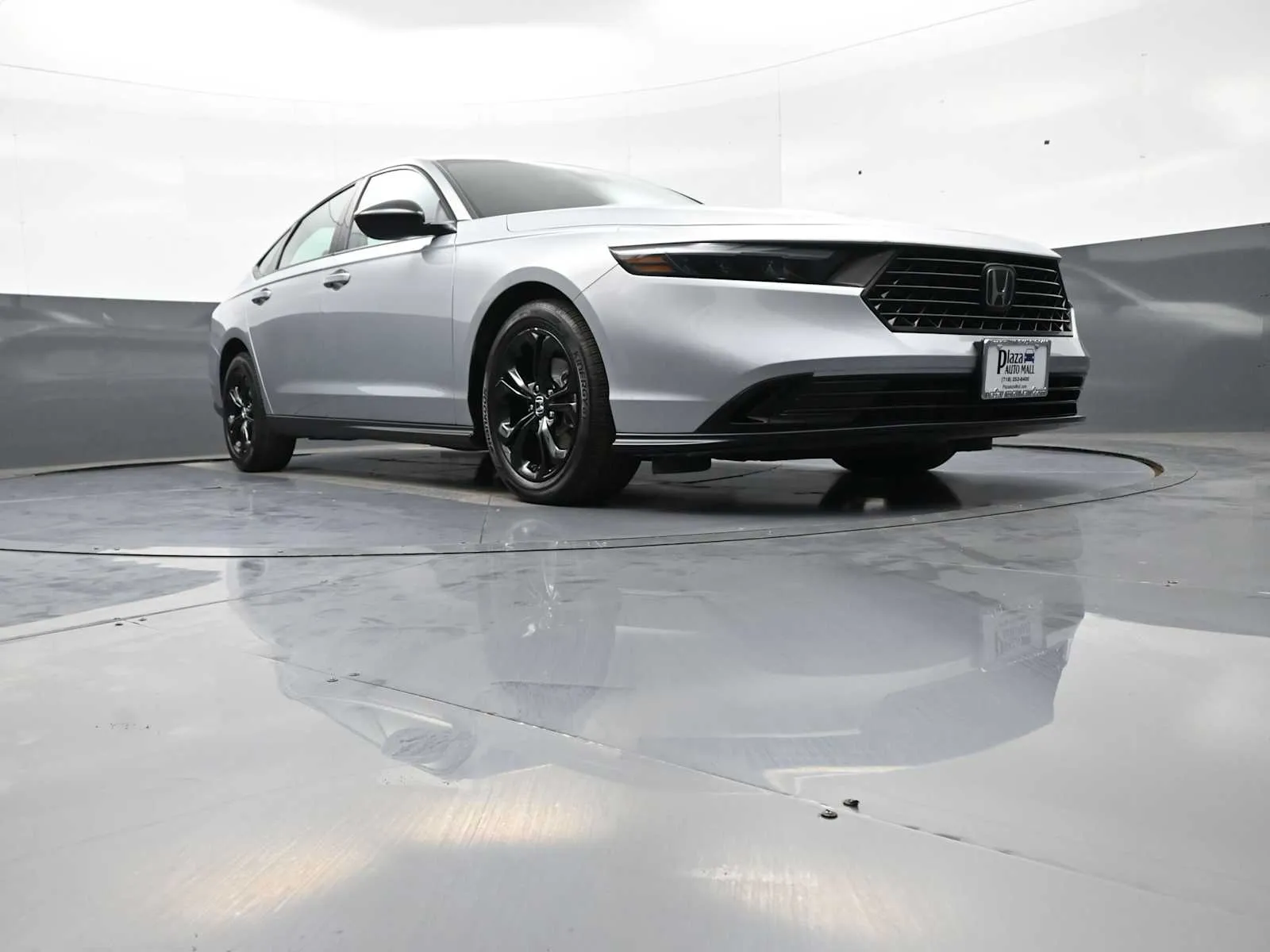 2025 Honda Accord SE - Photo 33