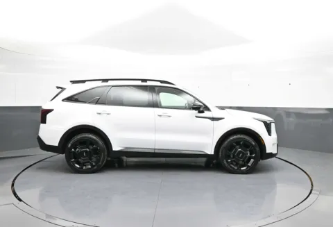 More photos of 2024 Kia Sorento X-Line SX Prestige at Plaza Honda, NY