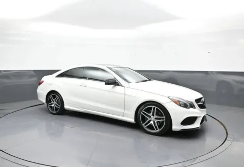 More photos of 2017 Mercedes-Benz E 400 at Plaza Honda, NY