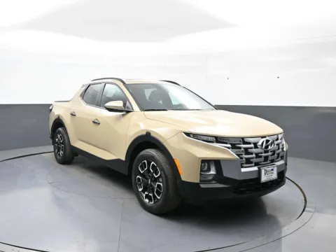 Another view of 2023 Hyundai Santa Cruz SEL for sale in Brooklyn, NY at Plaza Honda