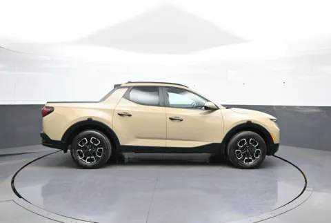 More photos of 2023 Hyundai Santa Cruz SEL at Plaza Honda, NY