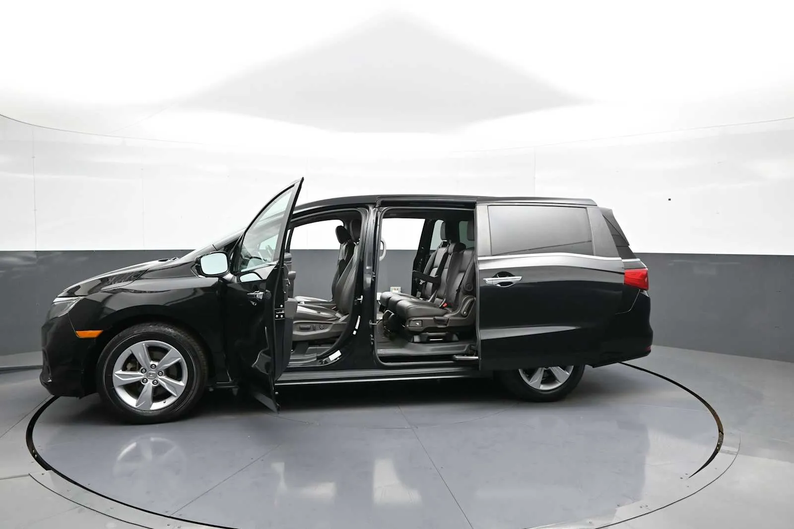 2019 Honda Odyssey EX-L - Photo 46